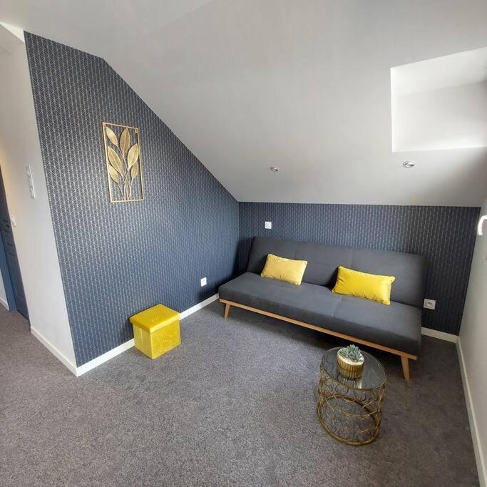 La Maison Du 19 - 130m2 - Sur Loire - Climatisees Holiday home *