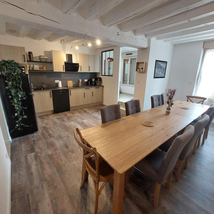 Holiday home La Maison Du 19 - 130m2 - Sur Loire - Climatisees